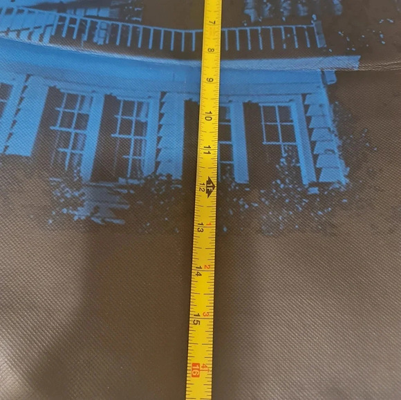 The Amityville Horror Tote Bag 14x16 Horror Movie Block Exclusive NEW - Picture 3 of 5